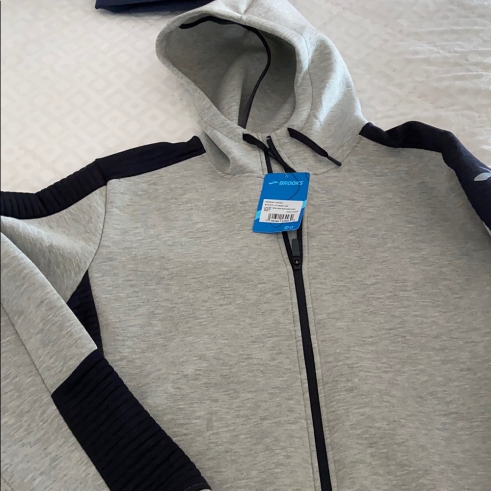 Brooks Interval Hoodie